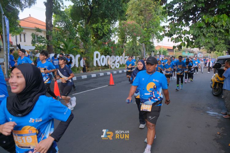 Race photo from Isoplus Run 2024 Surabaya