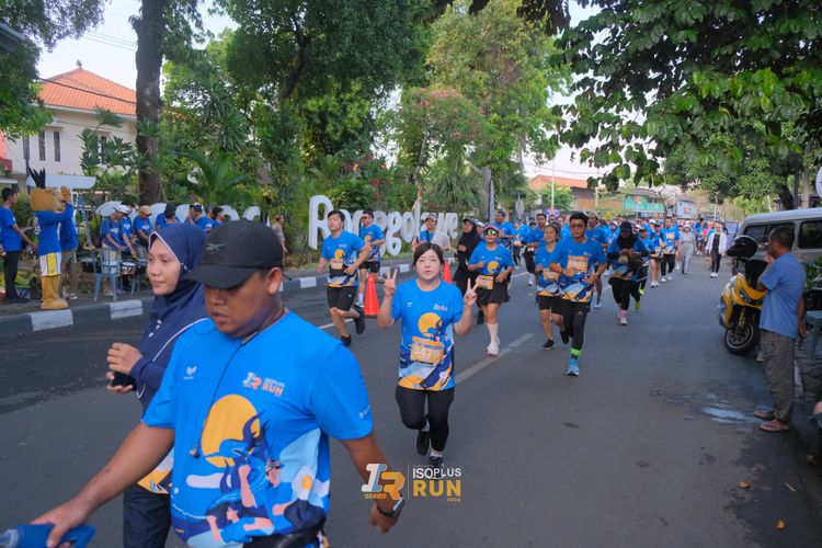 Race photo from Isoplus Run 2024 Surabaya
