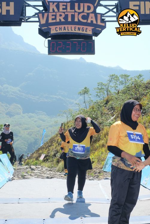 Race photo from Kelud Vertical Challenge 2024