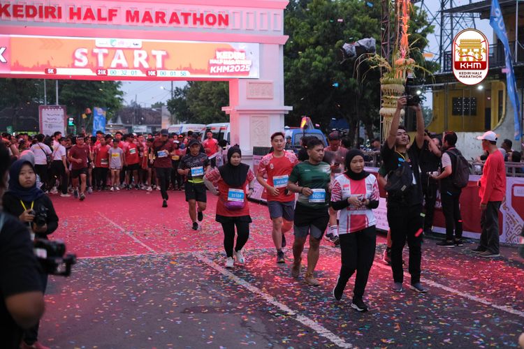 Race photo from Kediri Half Marathon 2025
