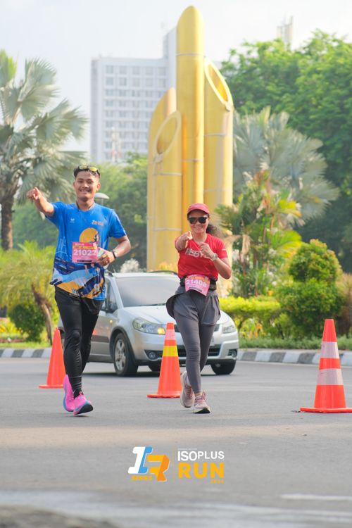 Race photo from Isoplus Run 2024 Surabaya
