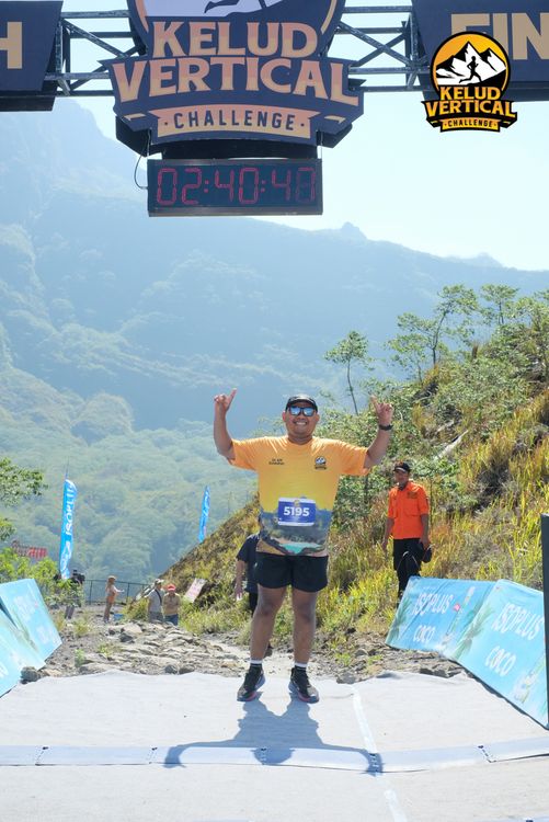 Race photo from Kelud Vertical Challenge 2024