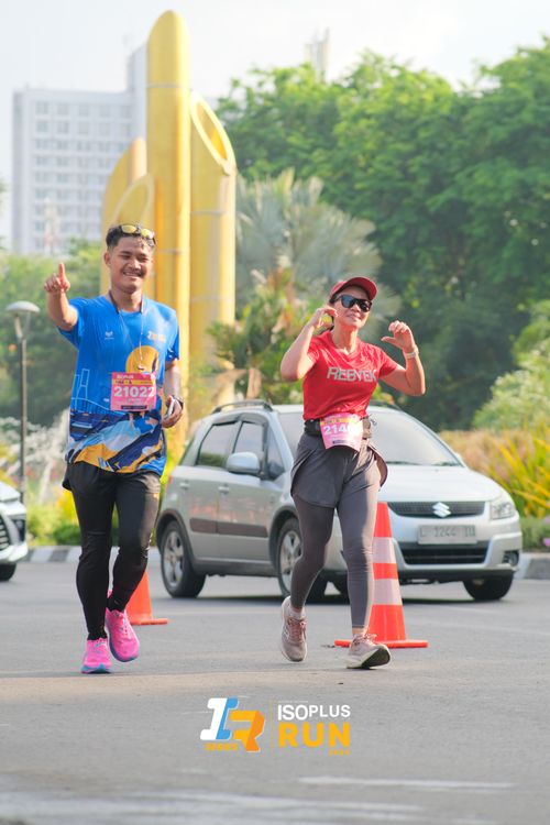 Race photo from Isoplus Run 2024 Surabaya
