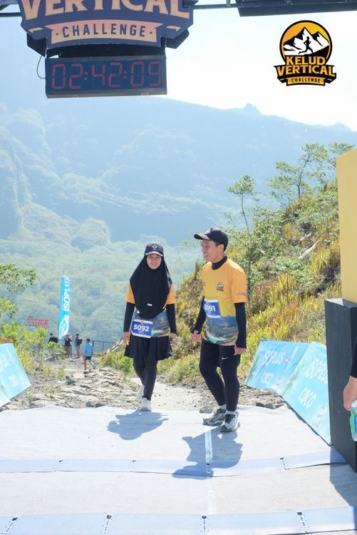 Race photo from Kelud Vertical Challenge 2024
