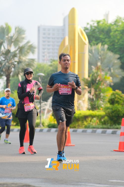 Race photo from Isoplus Run 2024 Surabaya