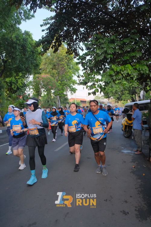 Race photo from Isoplus Run 2024 Surabaya