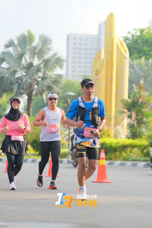 Race photo from Isoplus Run 2024 Surabaya