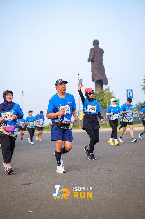 Race photo from ISOPlus Run 2024 Jakarta