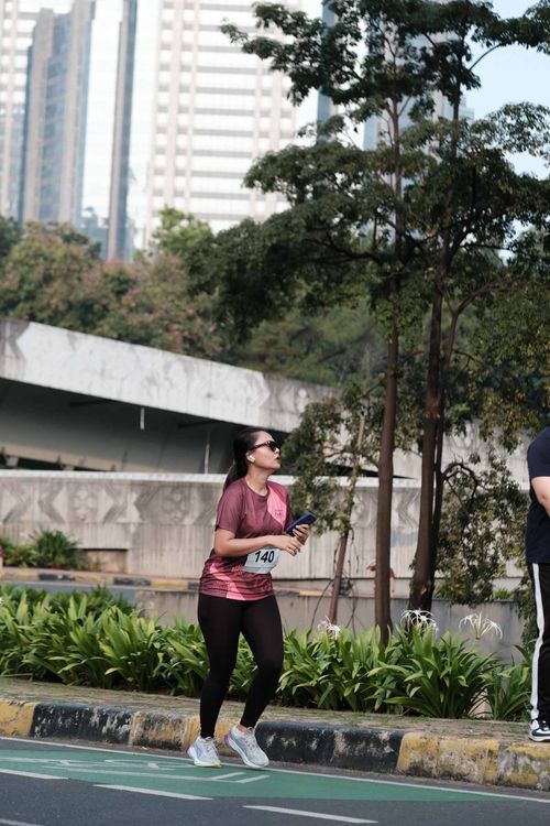 Race photo from Assurance Fun Run 2024