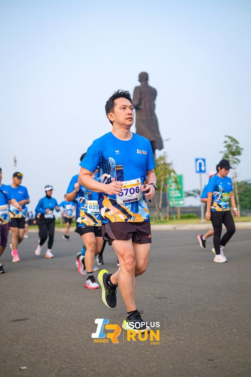 Race photo from ISOPlus Run 2024 Jakarta
