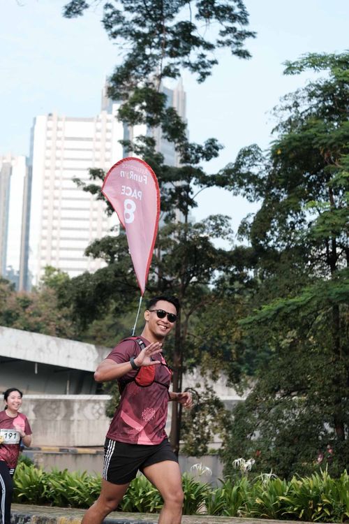 Race photo from Assurance Fun Run 2024