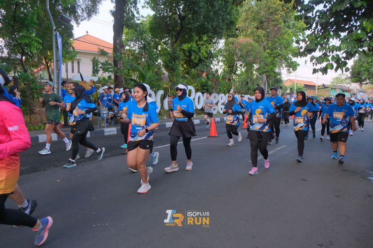 Race photo from Isoplus Run 2024 Surabaya