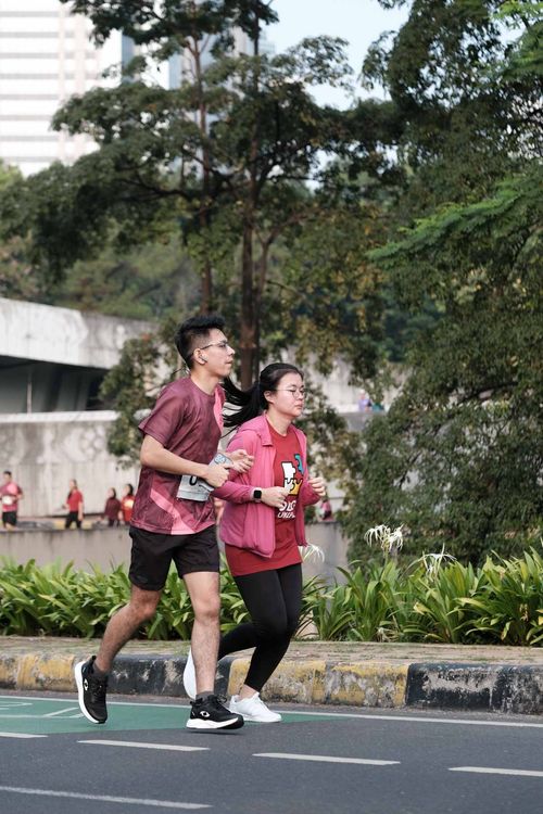 Race photo from Assurance Fun Run 2024