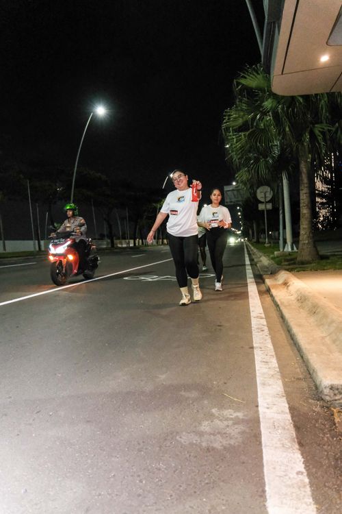 Race photo from PIK NITE RUN VIBES