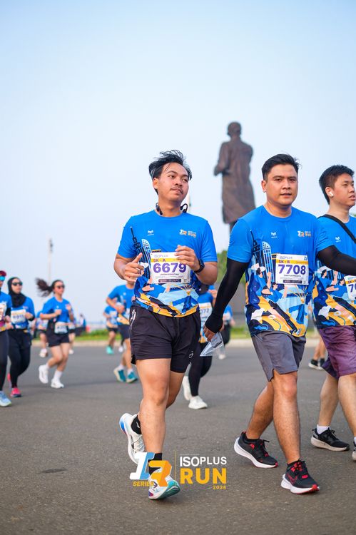 Race photo from ISOPlus Run 2024 Jakarta