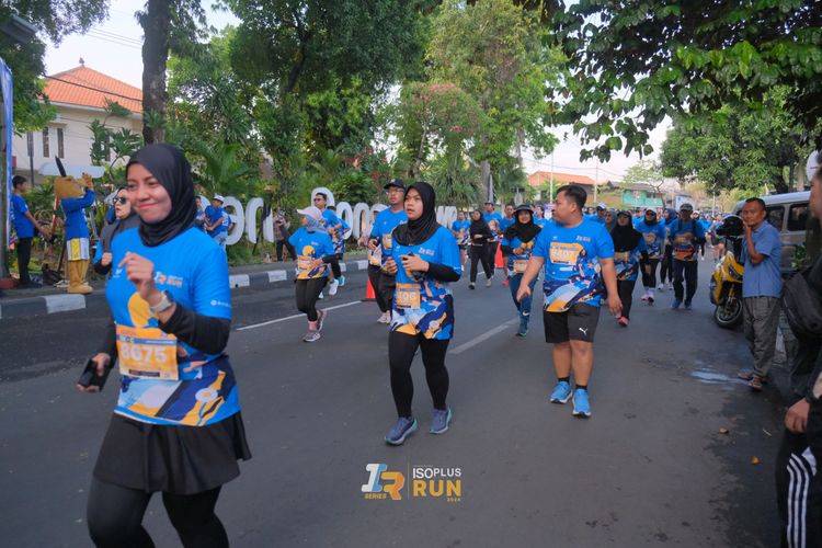 Race photo from Isoplus Run 2024 Surabaya