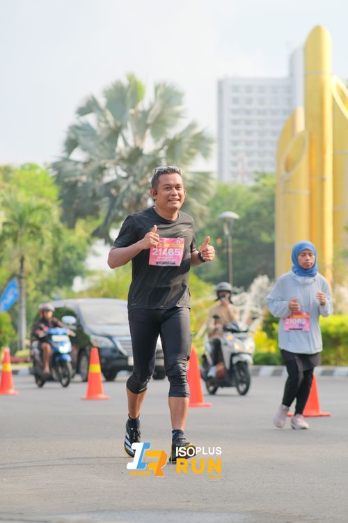 Race photo from Isoplus Run 2024 Surabaya