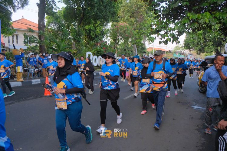 Race photo from Isoplus Run 2024 Surabaya