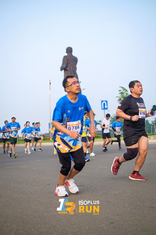Race photo from ISOPlus Run 2024 Jakarta