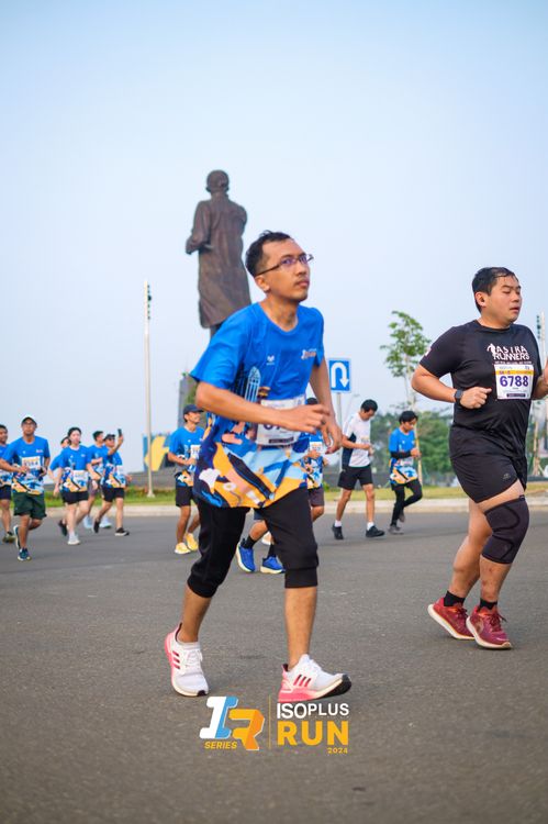 Race photo from ISOPlus Run 2024 Jakarta