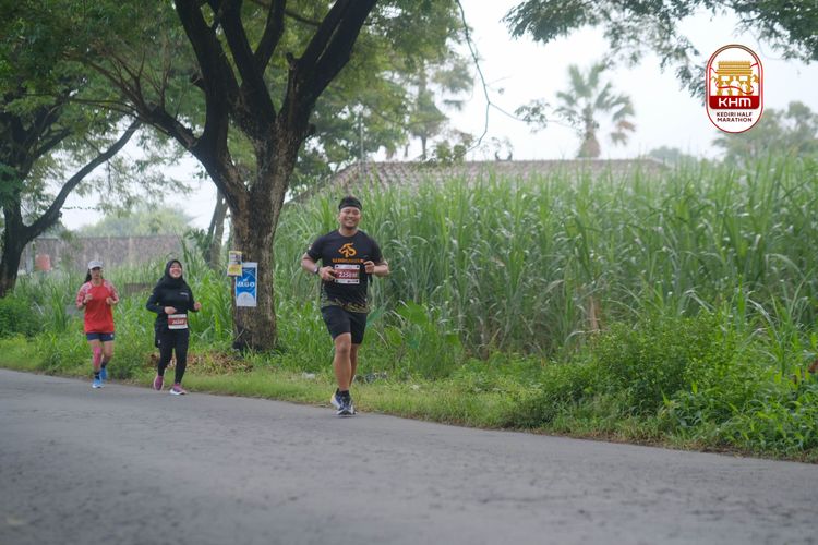 Race photo from Kediri Half Marathon 2025