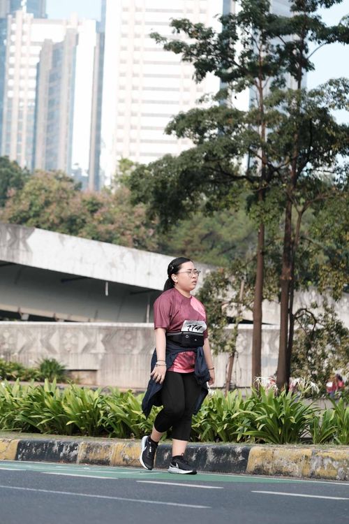 Race photo from Assurance Fun Run 2024