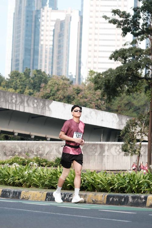 Race photo from Assurance Fun Run 2024
