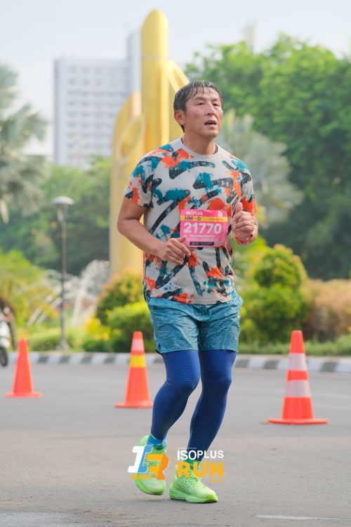 Race photo from Isoplus Run 2024 Surabaya