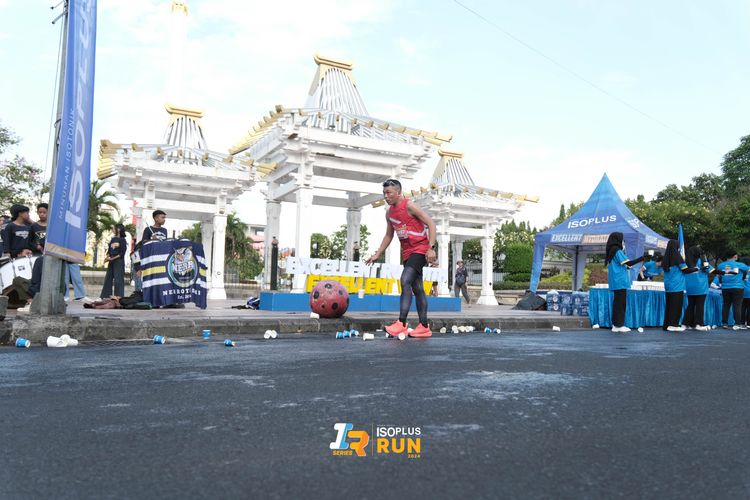Race photo from Isoplus Run 2024 Surabaya