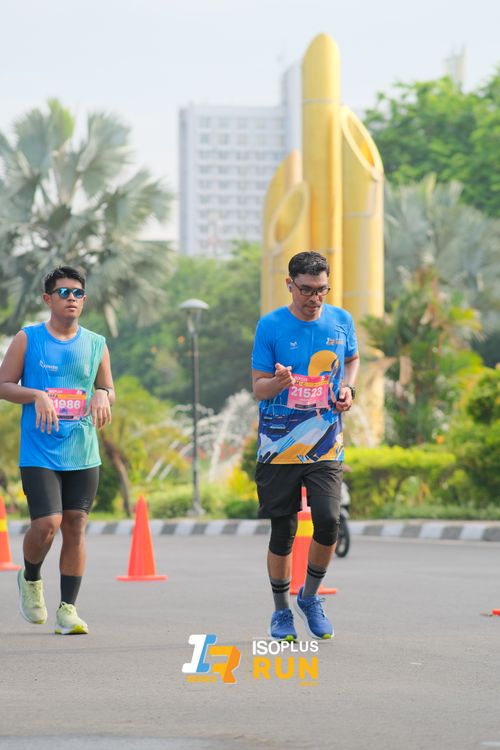 Race photo from Isoplus Run 2024 Surabaya