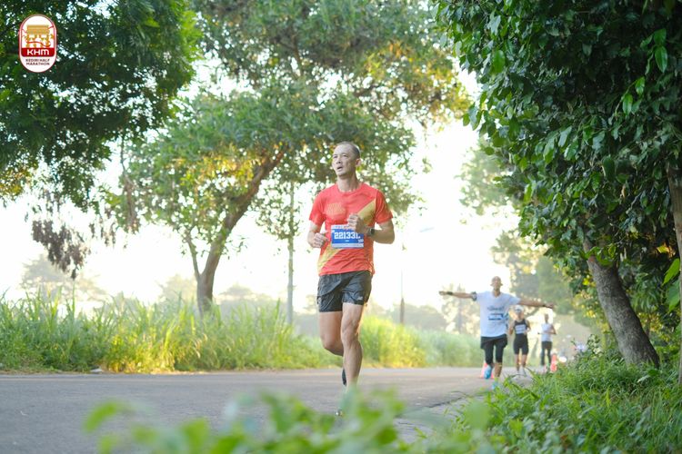 Race photo from Kediri Half Marathon 2024