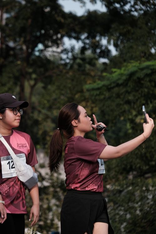 Race photo from Assurance Fun Run 2024