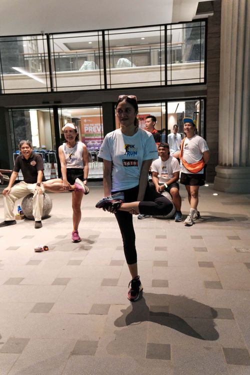 Race photo from PIK NITE RUN VIBES