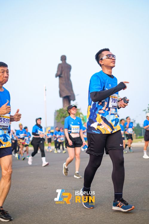 Race photo from ISOPlus Run 2024 Jakarta