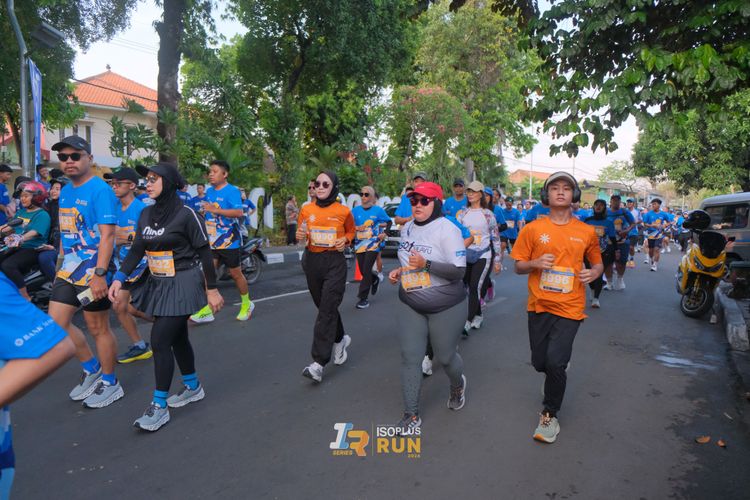 Race photo from Isoplus Run 2024 Surabaya