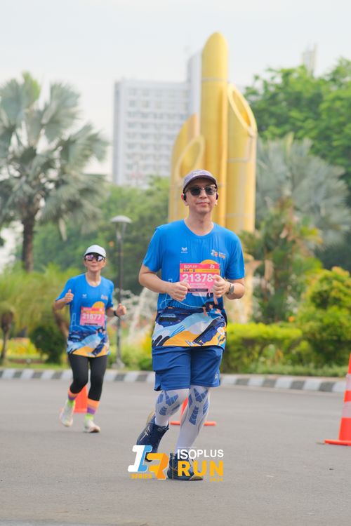 Race photo from Isoplus Run 2024 Surabaya