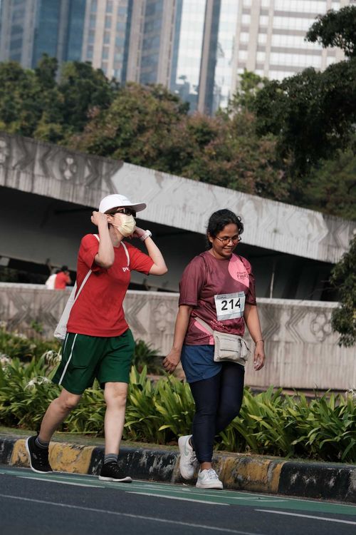 Race photo from Assurance Fun Run 2024