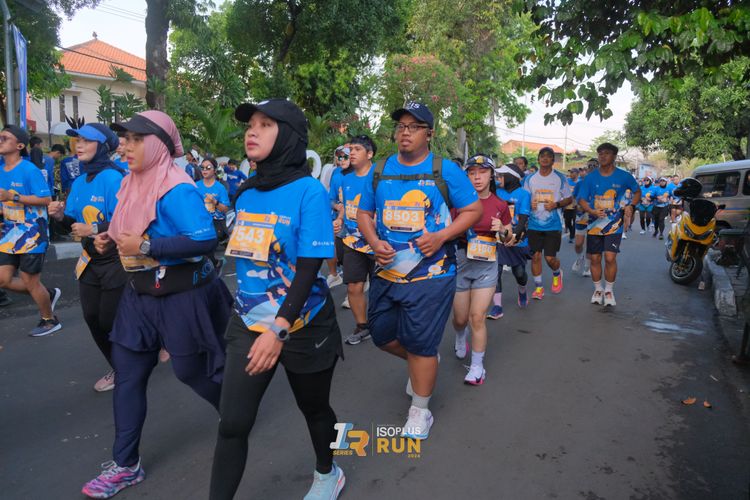 Race photo from Isoplus Run 2024 Surabaya