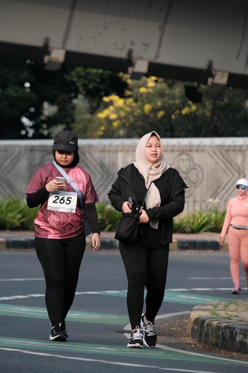 Race photo from Assurance Fun Run 2024