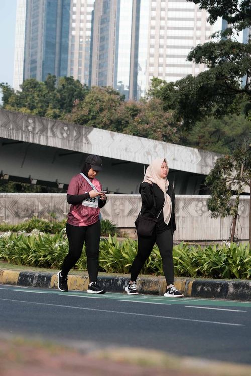 Race photo from Assurance Fun Run 2024