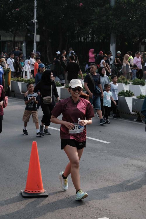 Race photo from Assurance Fun Run 2024