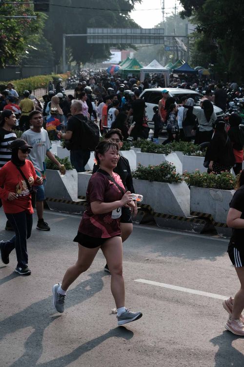 Race photo from Assurance Fun Run 2024