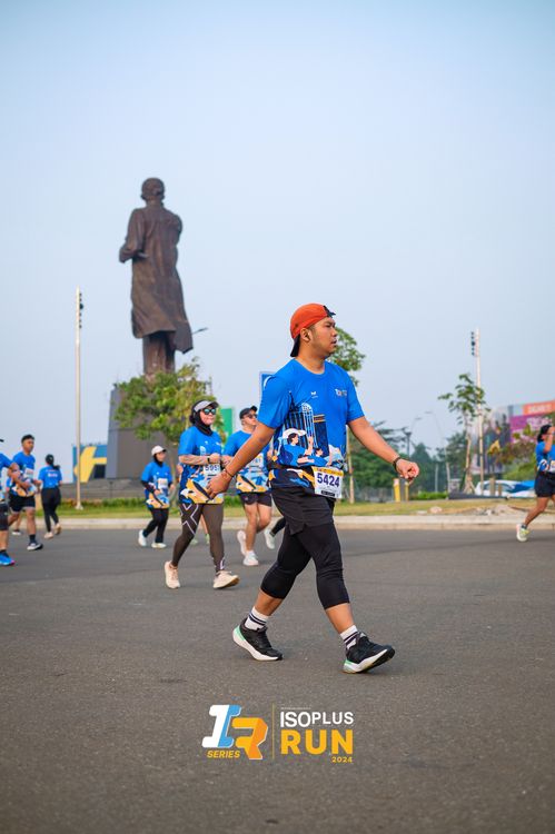 Race photo from ISOPlus Run 2024 Jakarta