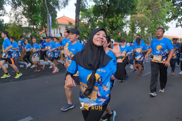 Race photo from Isoplus Run 2024 Surabaya