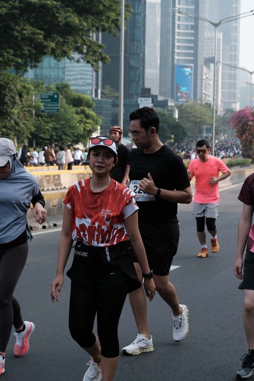 Race photo from Assurance Fun Run 2024