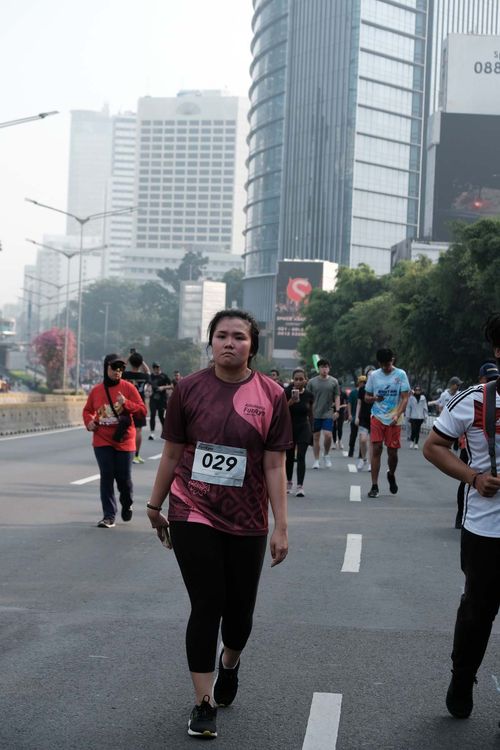 Race photo from Assurance Fun Run 2024