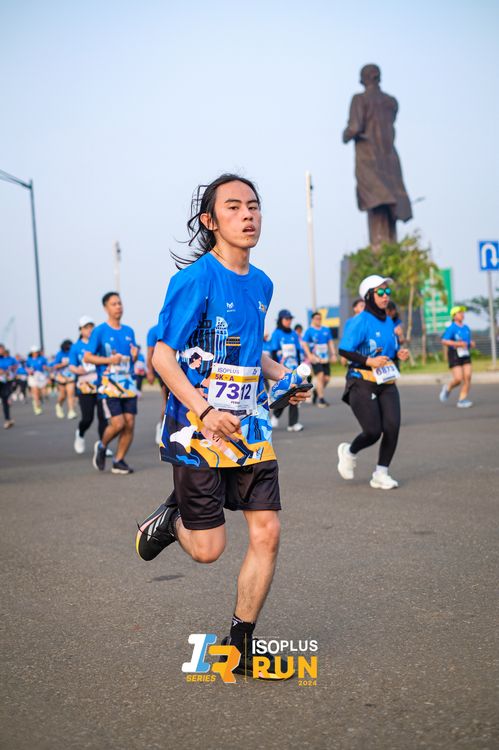 Race photo from ISOPlus Run 2024 Jakarta