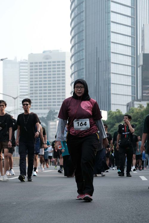 Race photo from Assurance Fun Run 2024