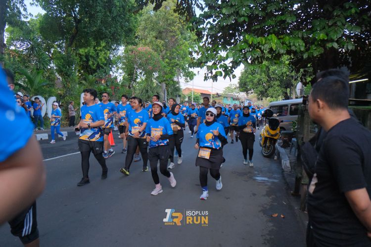 Race photo from Isoplus Run 2024 Surabaya