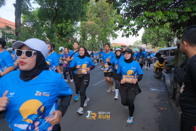 Race photo from Isoplus Run 2024 Surabaya